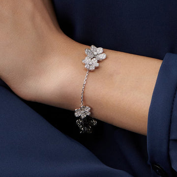 Frivole 5 Flowers Diamonds Clover Bracelet