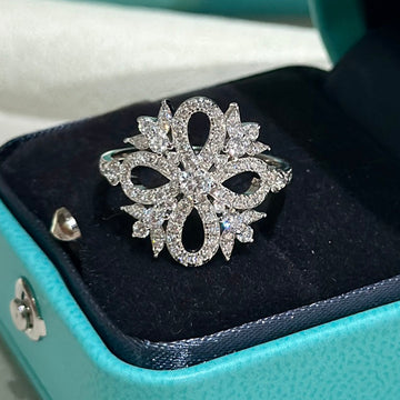 Roostick Vintage Diamond Flower Ring