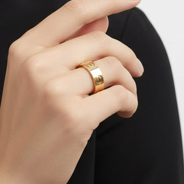 Love Wedding 6mm Ring Timeless Elegance