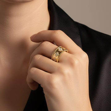 Perlée Clovers Diamond Ring in 18K Gold Vermeil