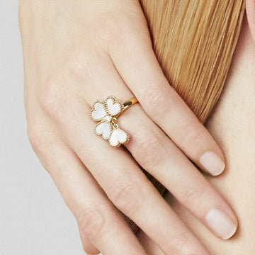 Sweet Alhambra Effeuillage Pearls Ring