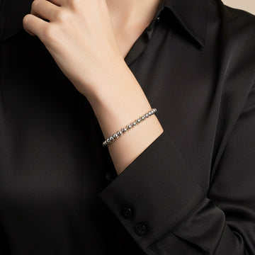 White Gold Perlée Bracelet