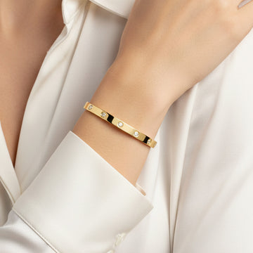 10 Diamonds Love Bracelet