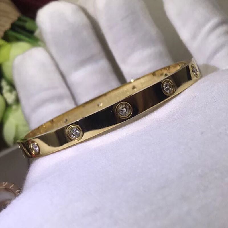 10 Diamonds Love Bracelet