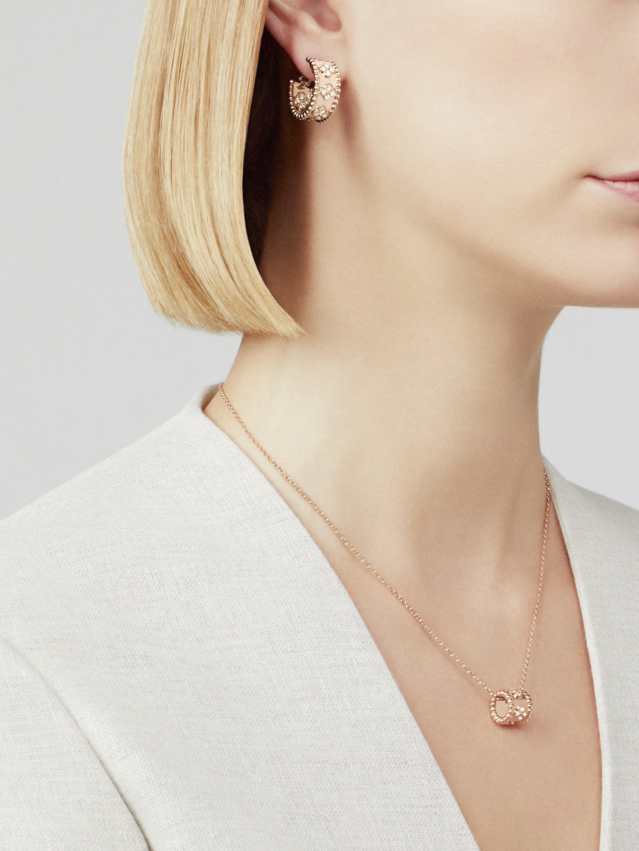 Roostick Perlée Clovers Pendant Necklace