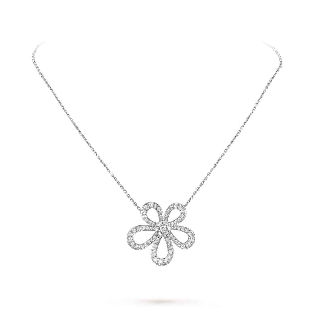 Roostick Flowerlace Pendant Necklace