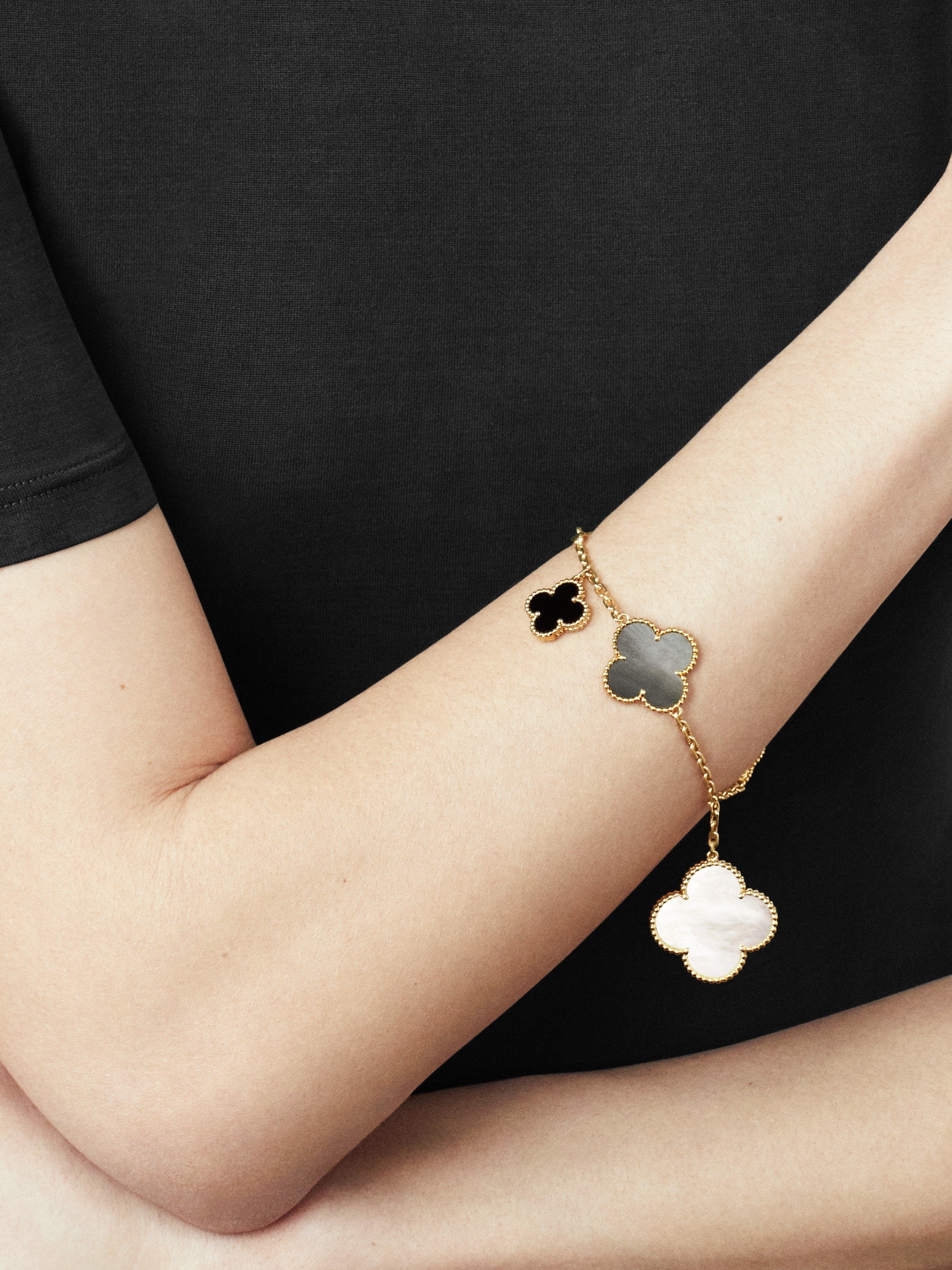 Roostick Magic Alhambra Five Motifs Clover Bracelet