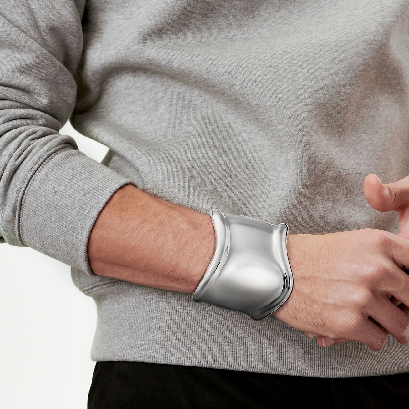 Roostick Elsa Peretti Medium Bone Cuff Bracelet