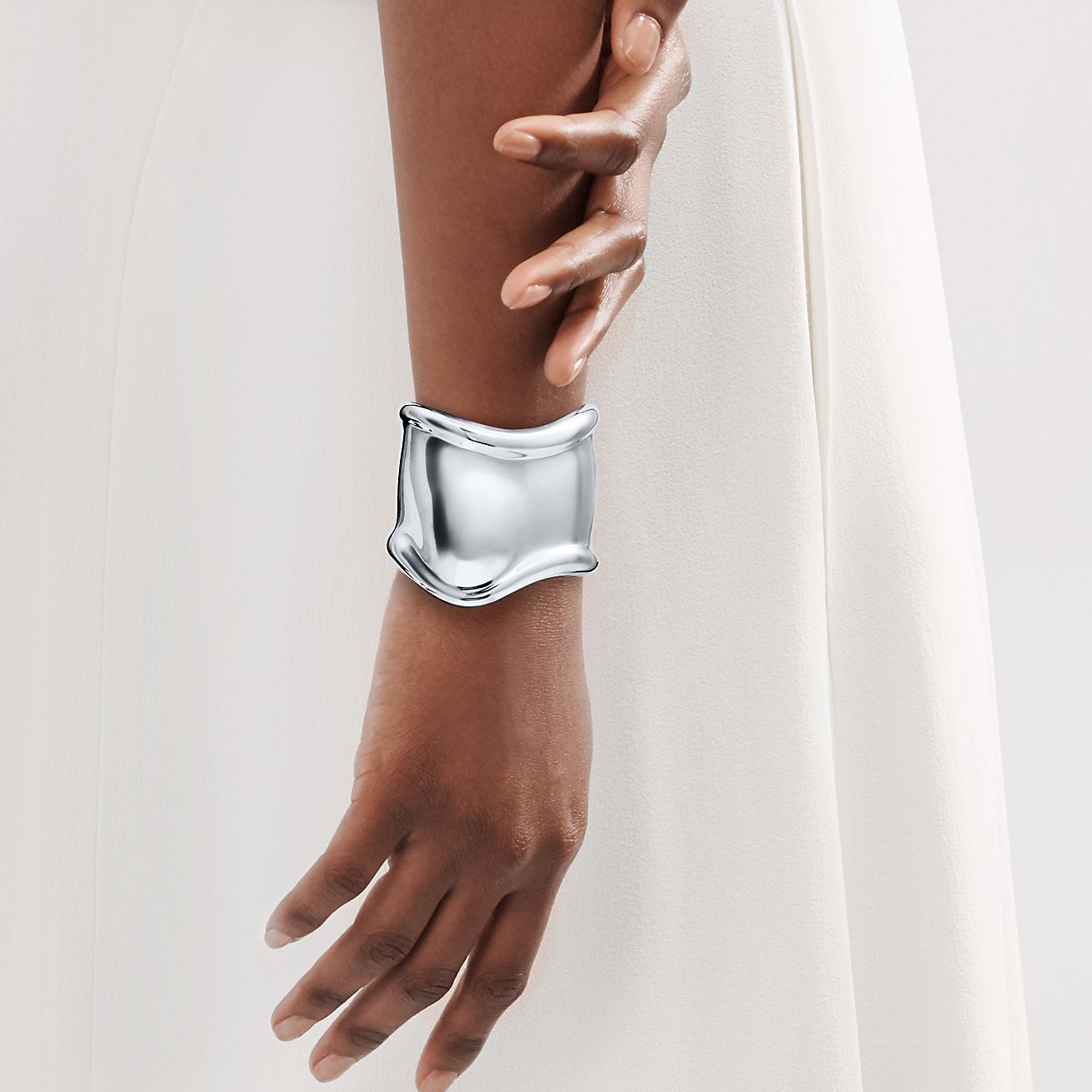 Roostick Elsa Peretti Medium Bone Cuff Bracelet