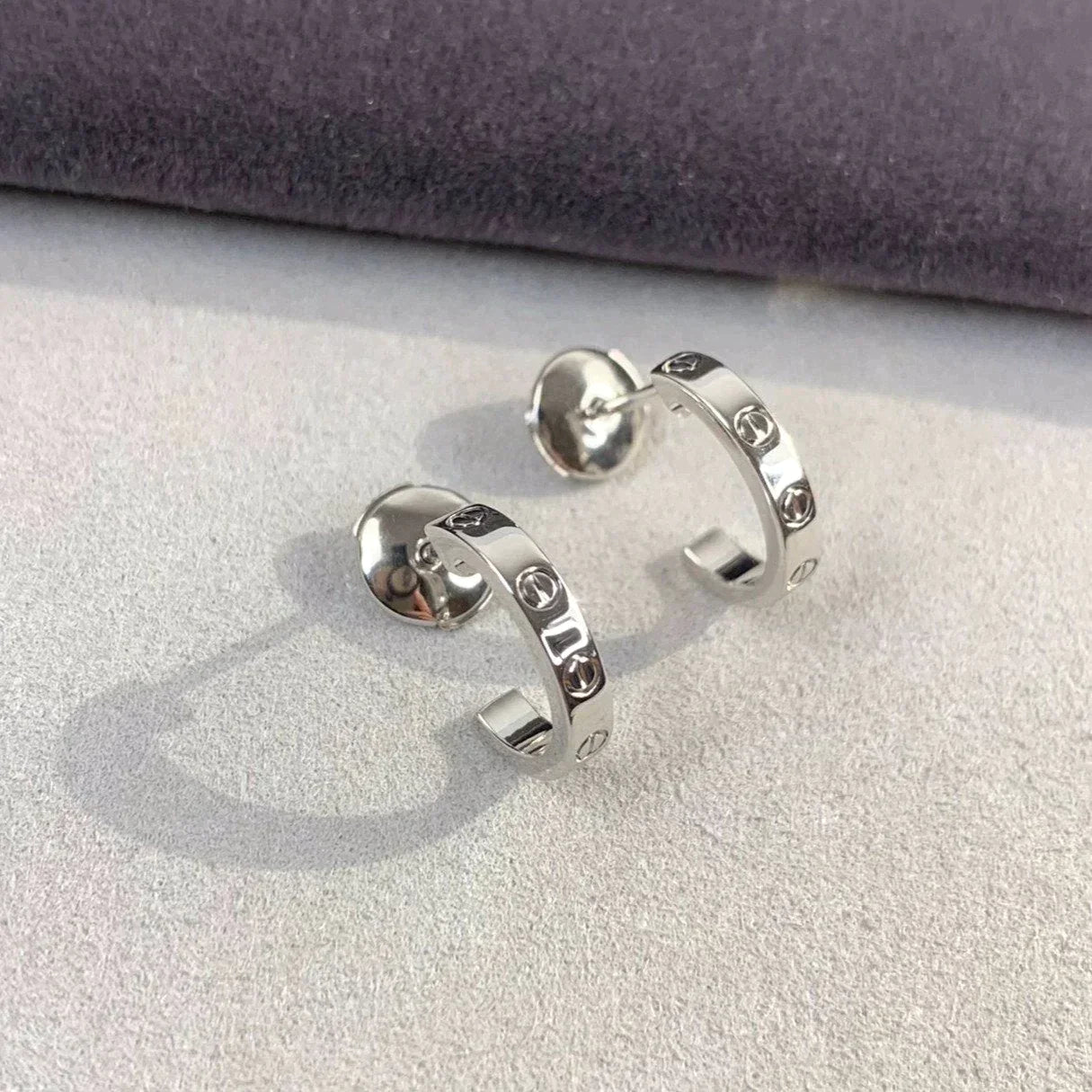 Roostick Love Earrings 2.65mm