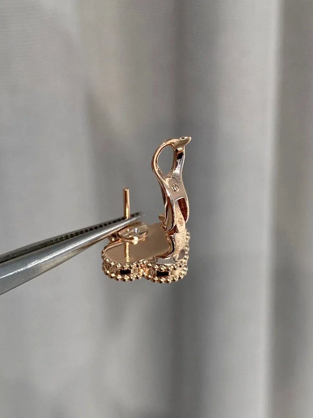 Roostick Clover Mop Pink Gold Diamond Earrings