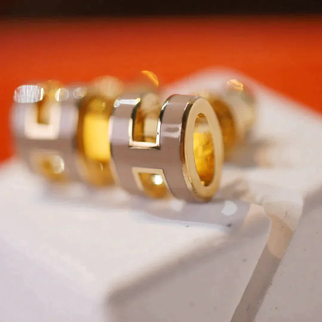 Roostick Mini Pop H Earrings