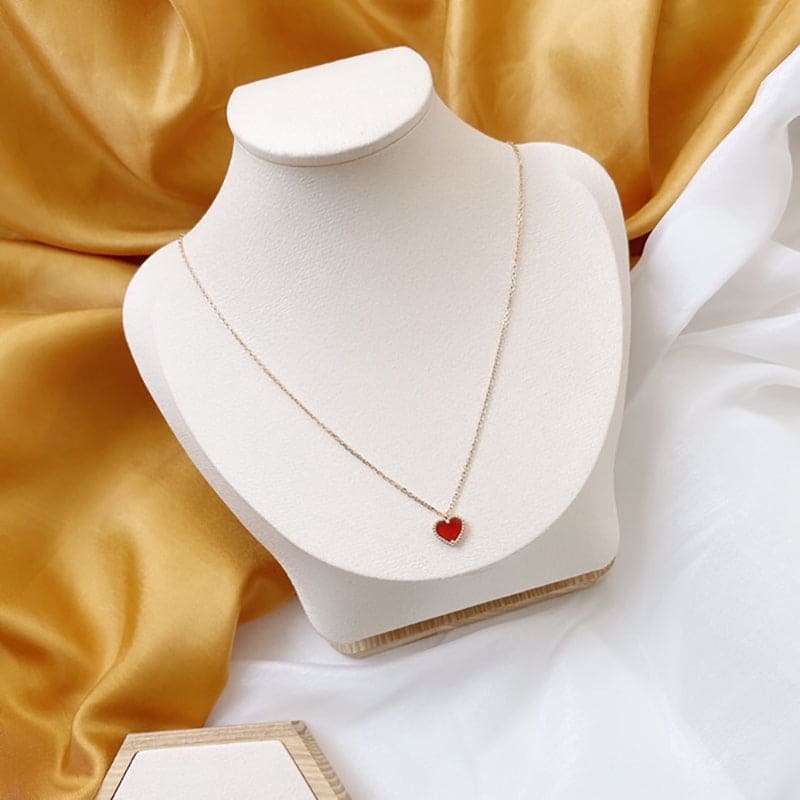 Roostick Sweet Alhambra Heart Pendant Necklace