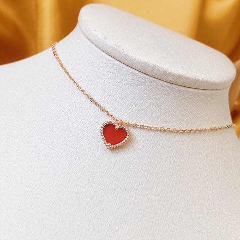 Roostick Sweet Alhambra Heart Pendant Necklace