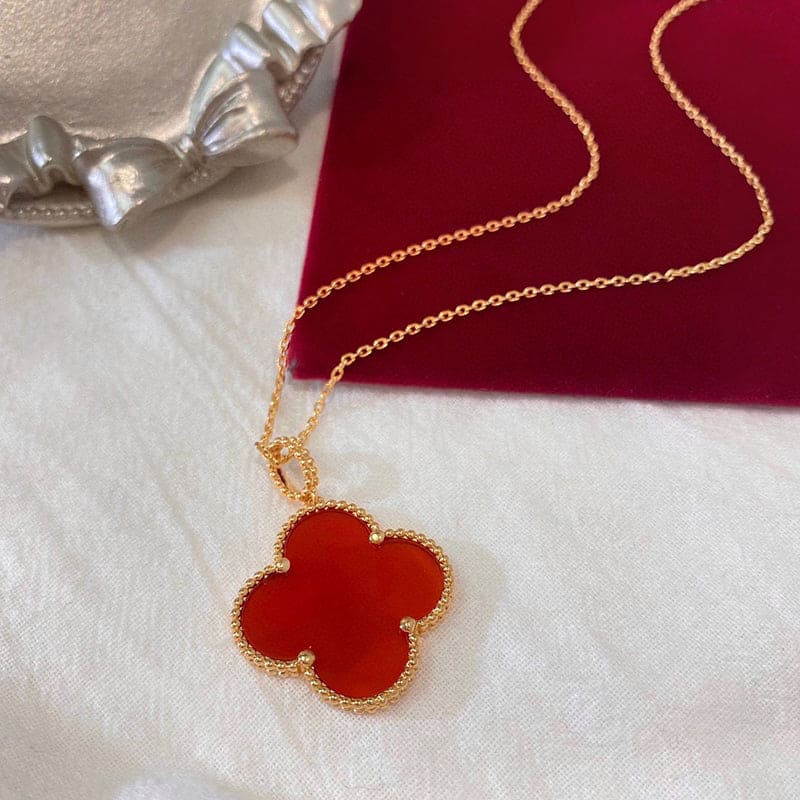 Roostick Magic Alhambra One Motifs Carnelian Clover Necklace