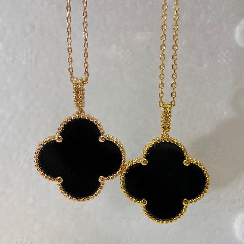 Roostick Magic Alhambra One Motifs Black Clover Necklace
