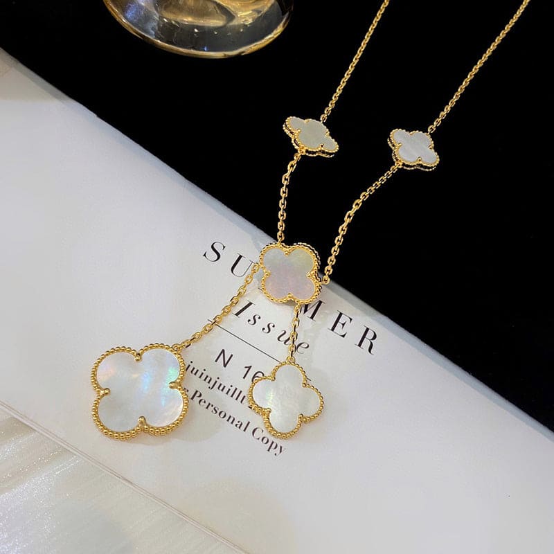 Roostick Magic Alhambra Six Pearls Motifs Clover Necklace