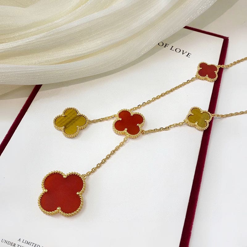 Roostick Magic Alhambra Six Motifs Carnelian Clover Necklace