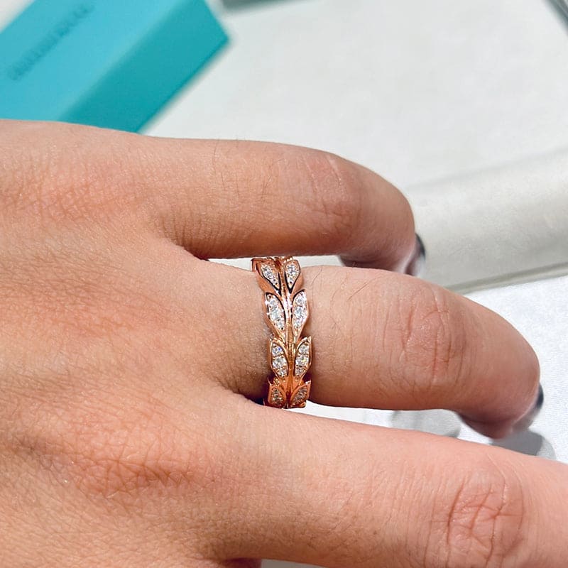 Roostick Victoria Vine Band Diamond Ring
