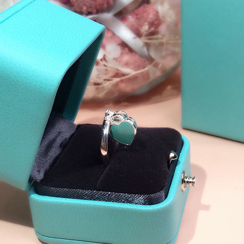 Roostick T Round & Heart Tag Ring