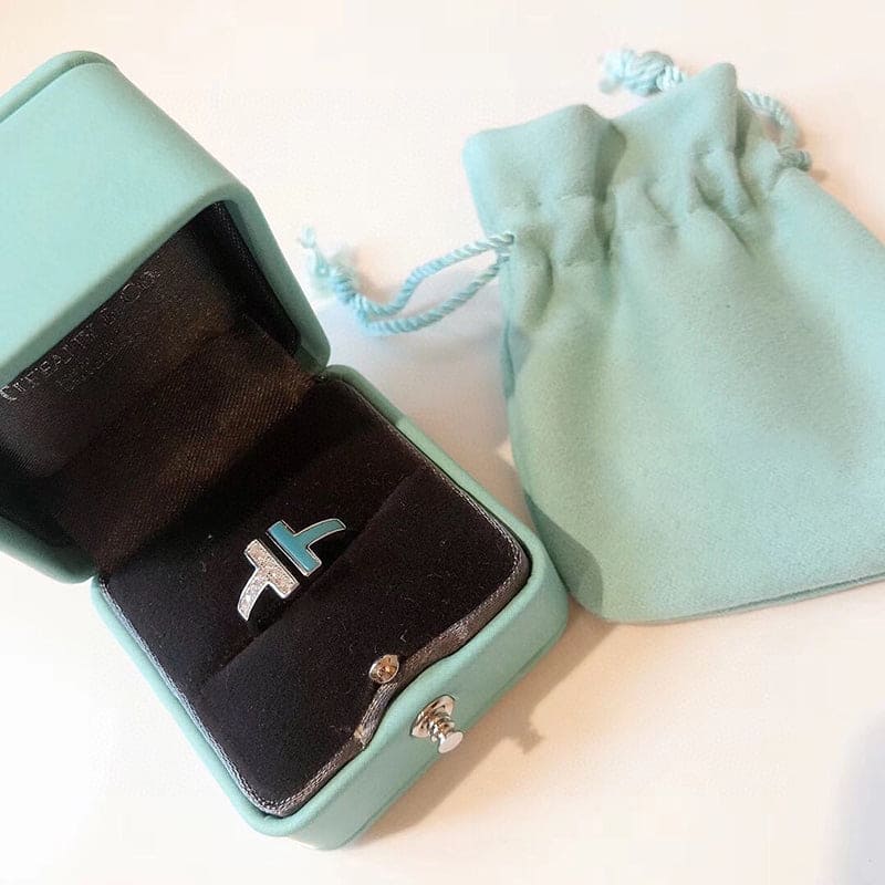Roostick T Diamond & Turquoise Wire Ring