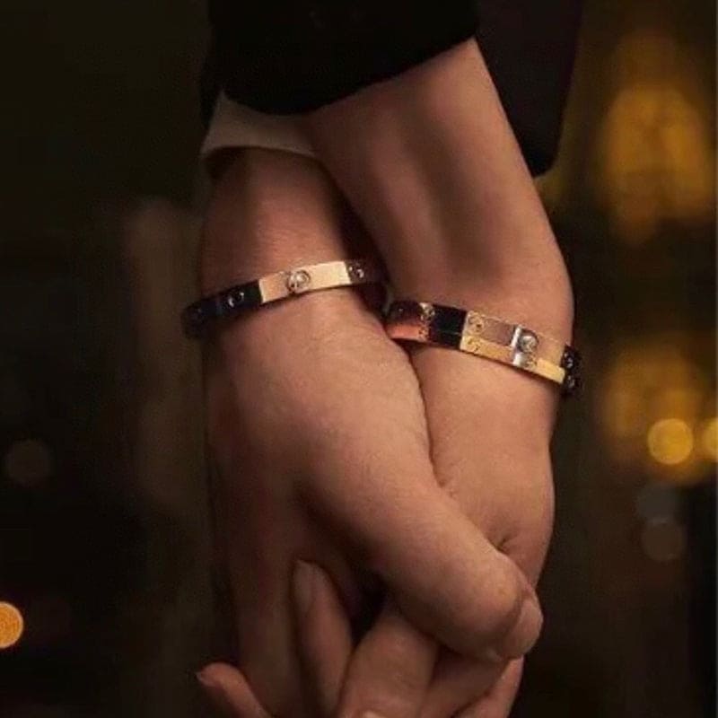 Roostick 4 Diamonds Love Bracelet