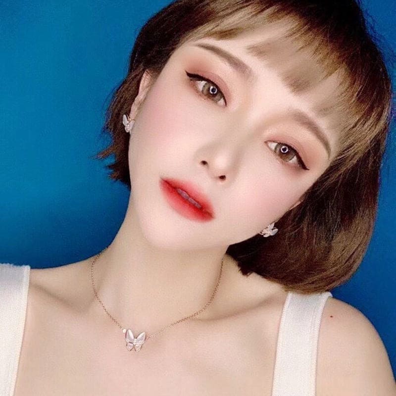 18k Two Butterfly Earrings