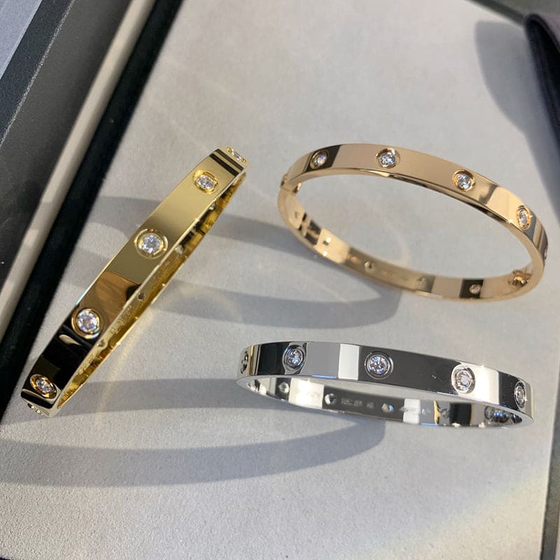 Roostick 10 Diamonds Love Bracelet