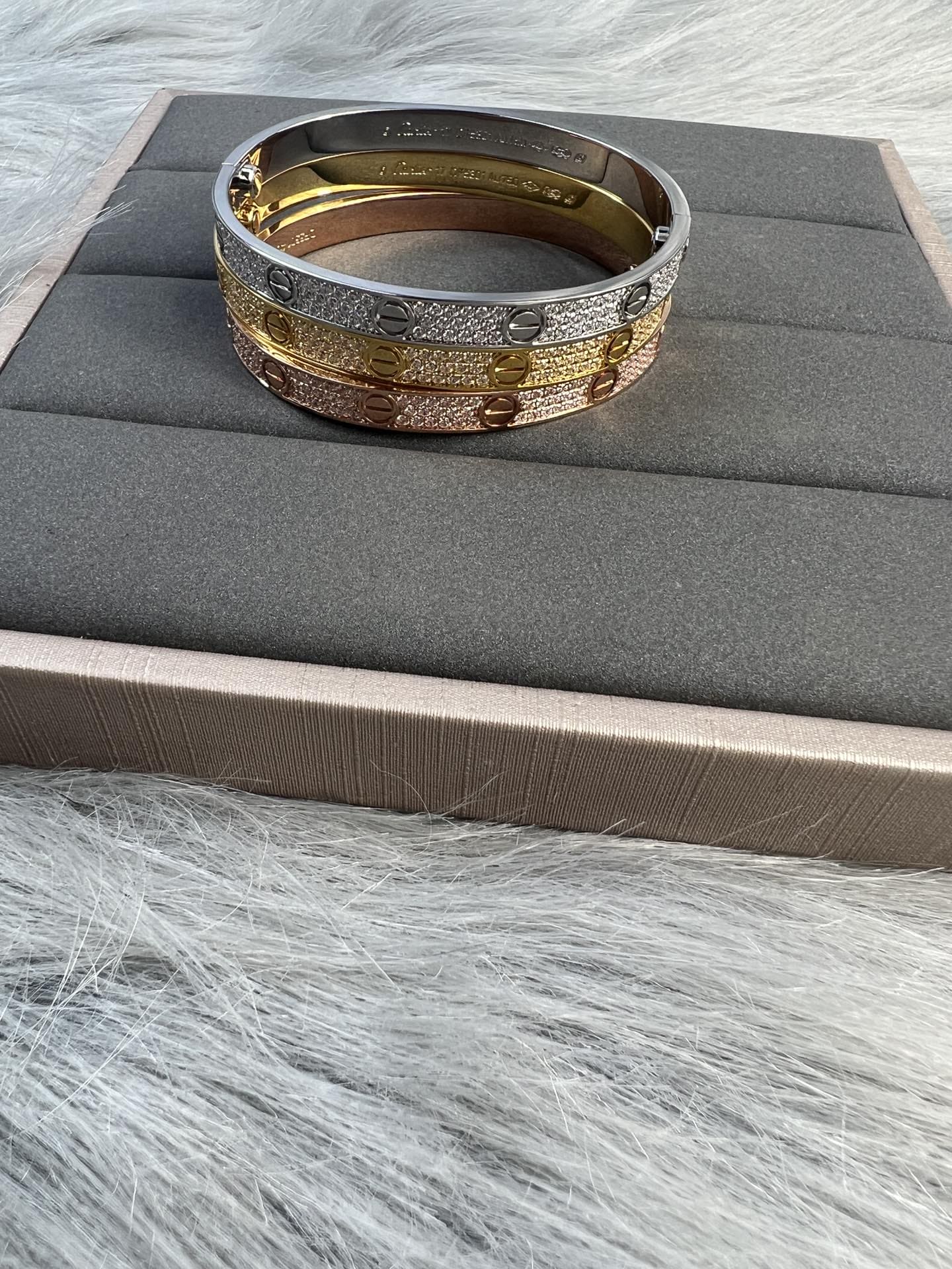 Roostick Love Pave Diamonds Bracelet