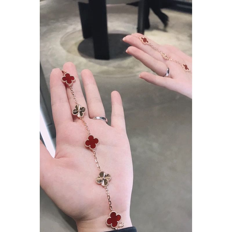 Roostick Vintage Alhambra Five Motifs Carnelian Clover Bracelet