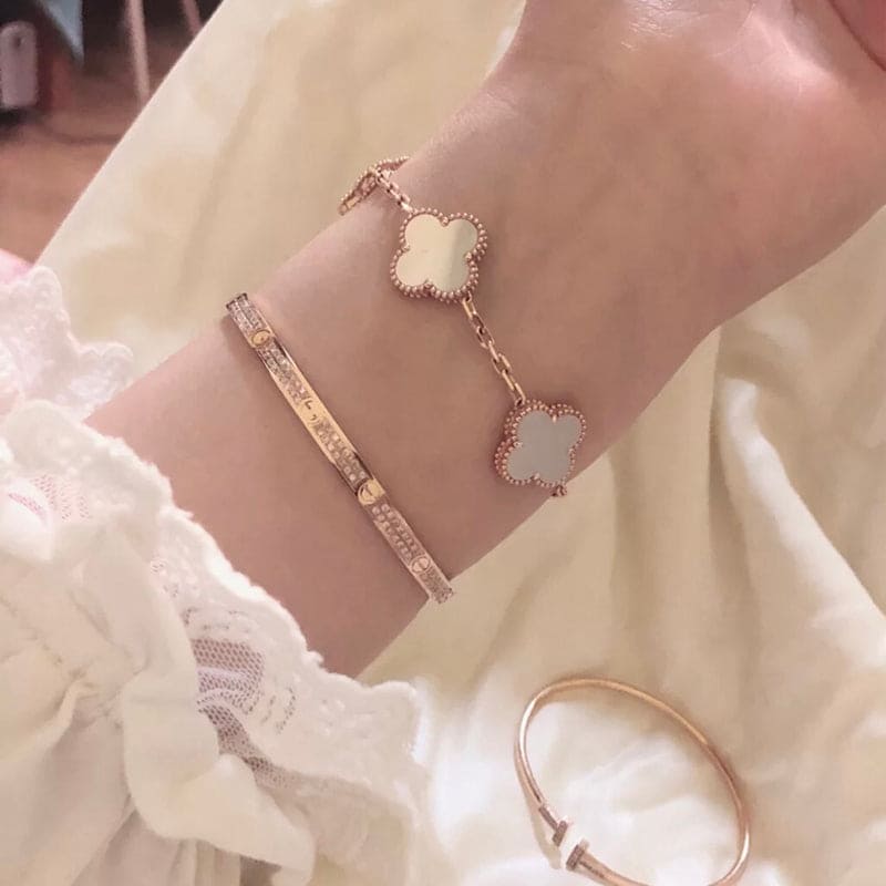 Roostick Vintage Alhambra Five Motifs Mother of Pearl Bracelet