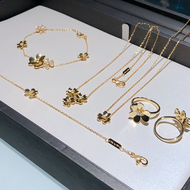 Roostick 5 Flowers Frivole Diamonds Clover Bracelet