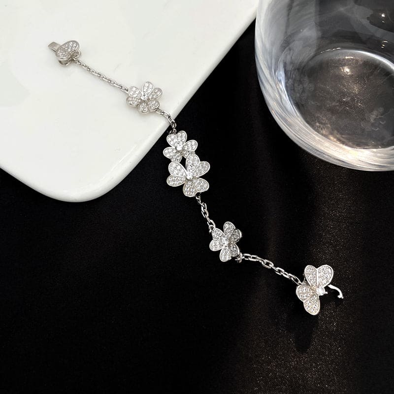 Roostick Frivole 5 Flowers Diamonds Clover Bracelet