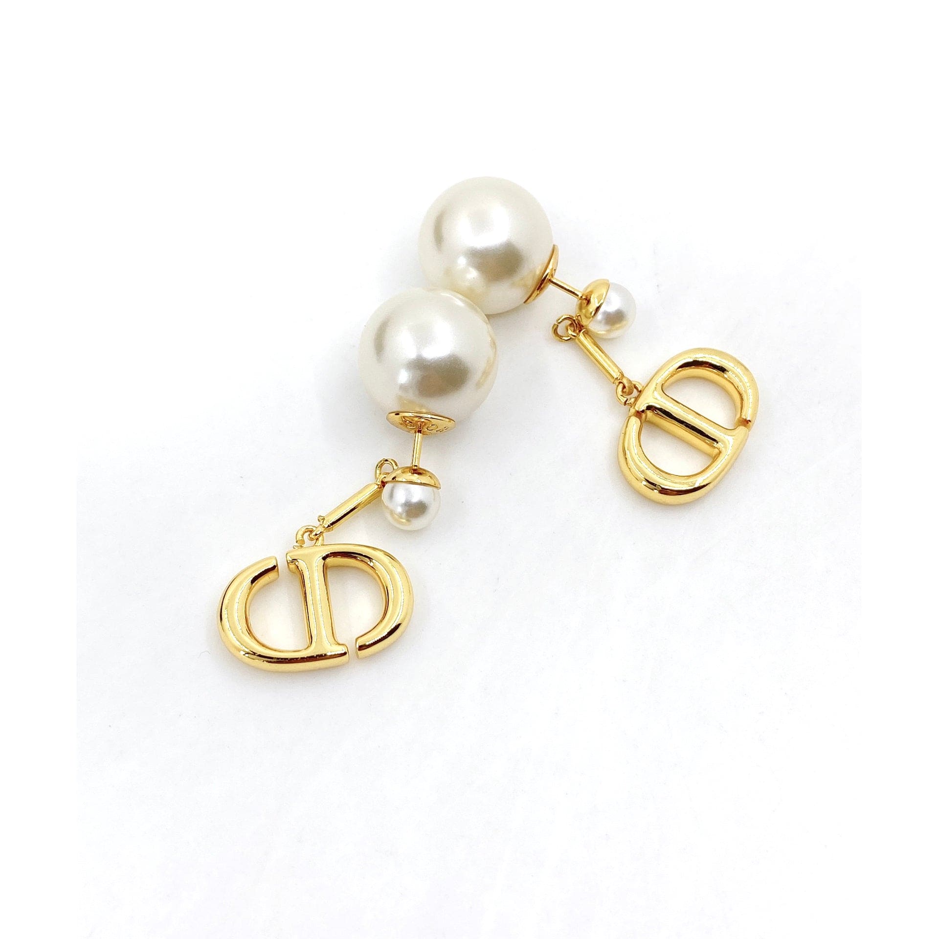 Roostick Tribales Pearl Earrings