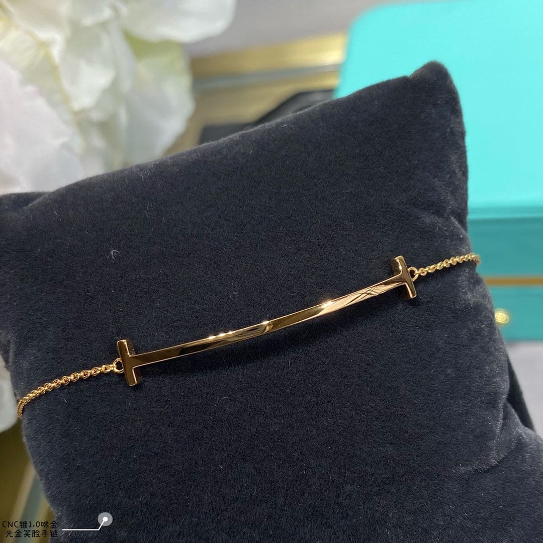 Roostick T Smile Bracelet