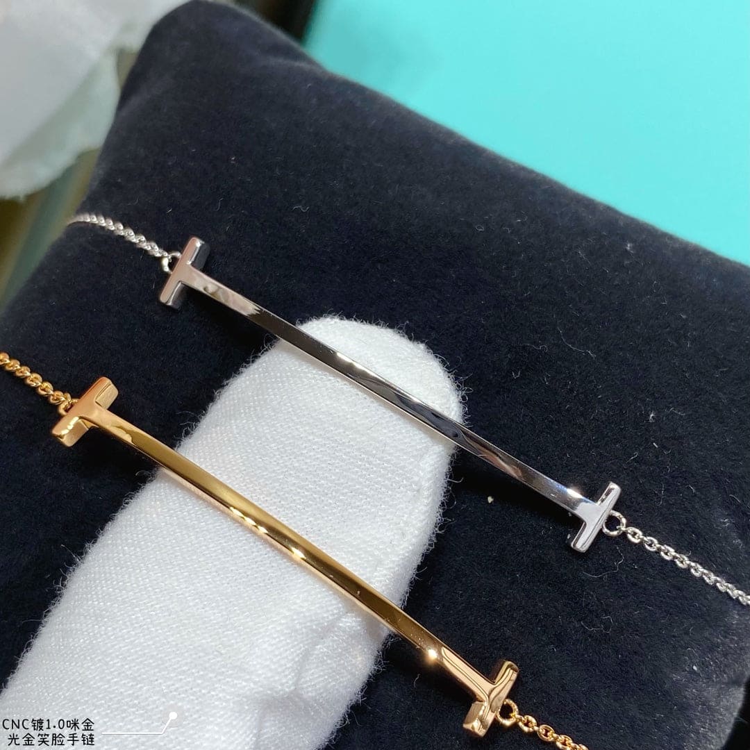Roostick T Smile Bracelet