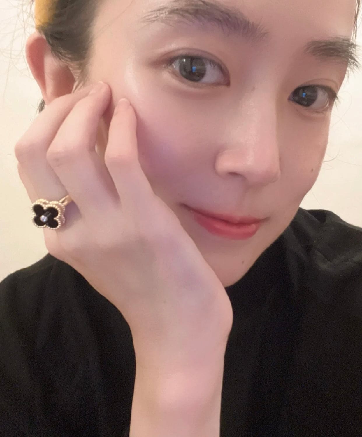 Roostick Vintage Alhambra Black Ring