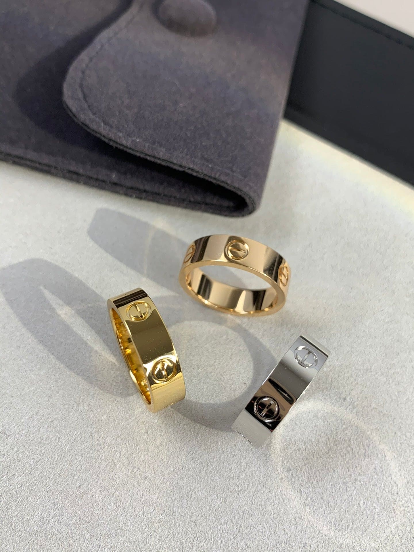 Roostick Love Wedding 6mm Ring