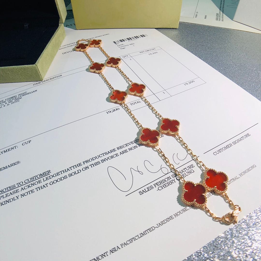Roostick Vintage Alhambra Carnelian 10 Motifs Necklace