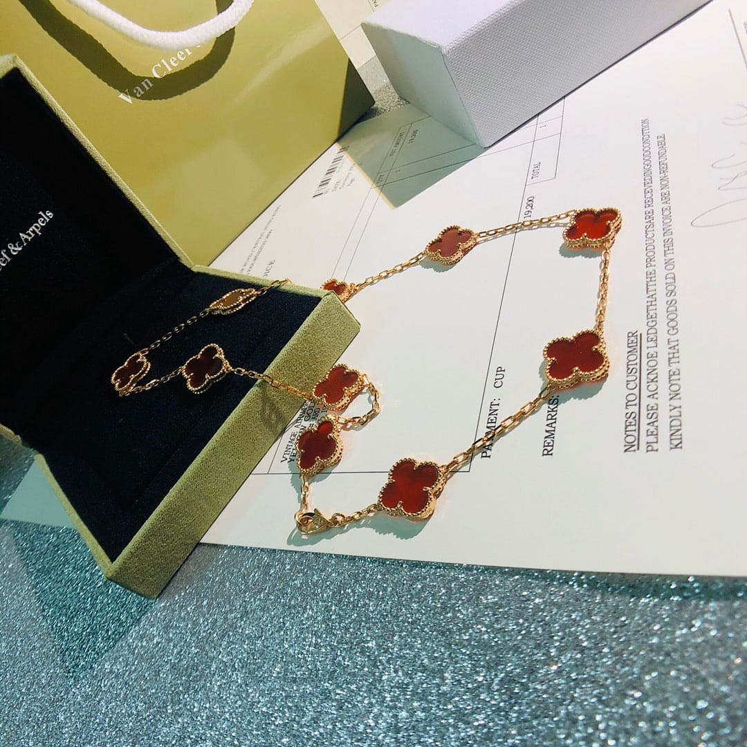 Roostick Vintage Alhambra Carnelian 10 Motifs Necklace