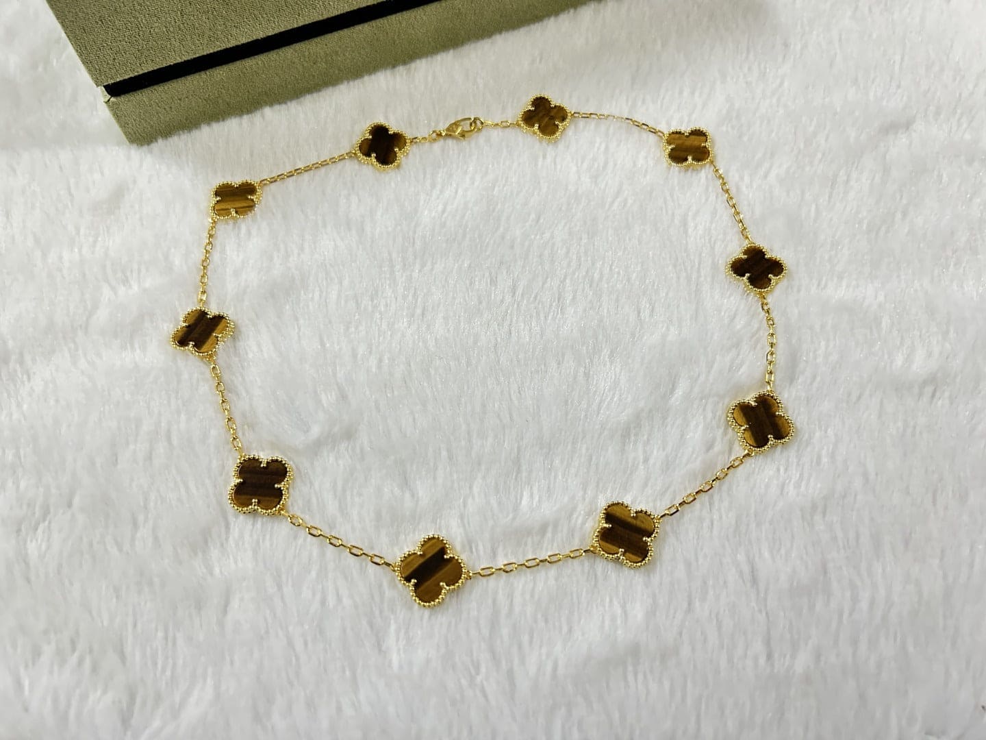 Roostick Vintage Alhambra Tiger Eye 10 Motifs Necklace