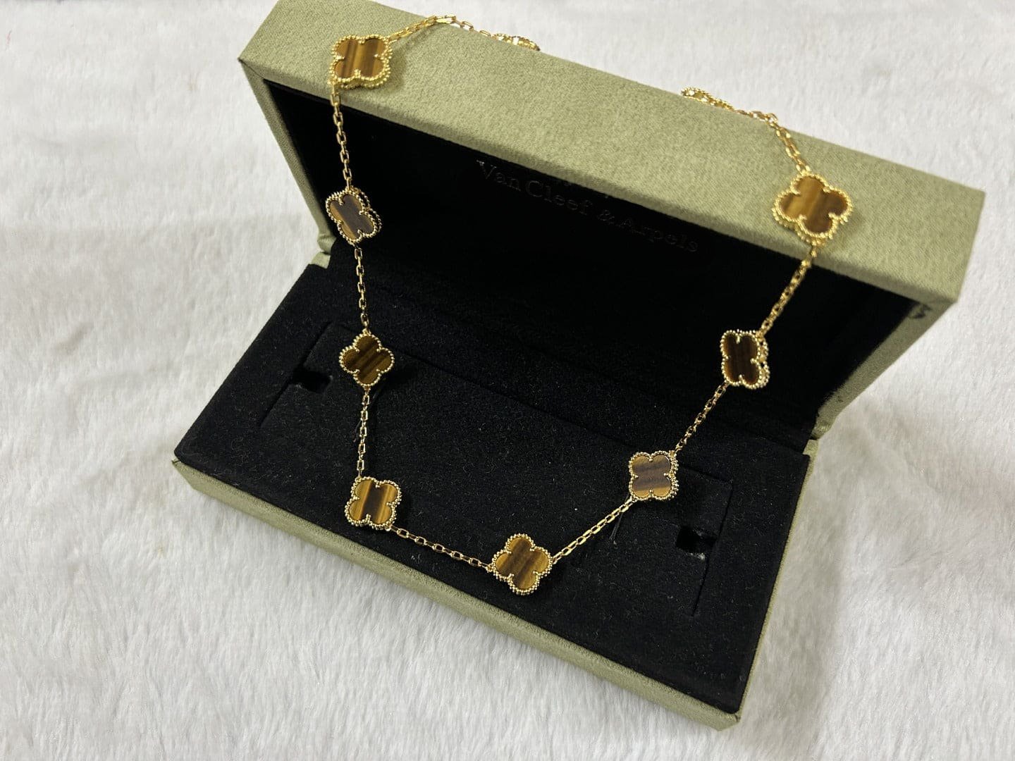 Roostick Vintage Alhambra Tiger Eye 10 Motifs Necklace