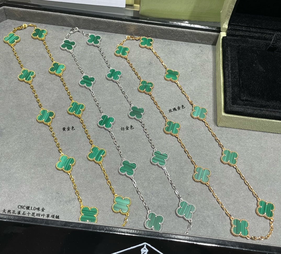 Roostick Vintage Alhambra Malachite 10 Motifs Necklace