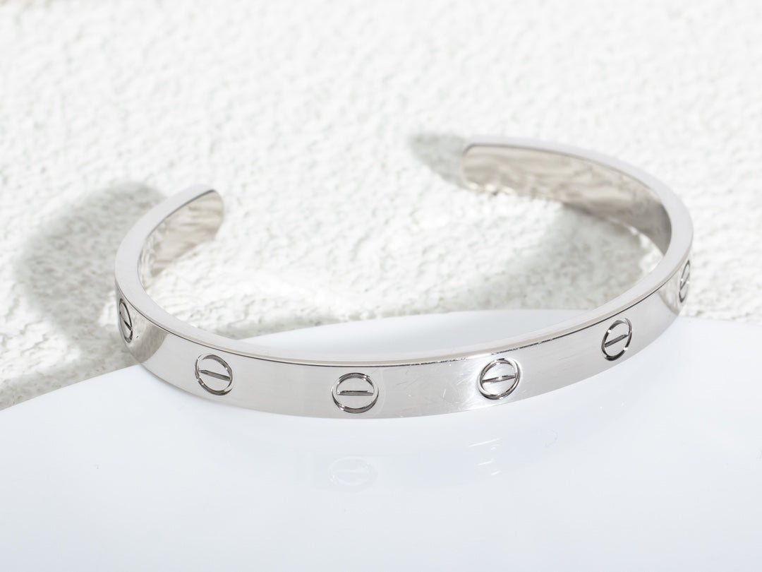Roostick 18K  Open cuff Love Bracelet