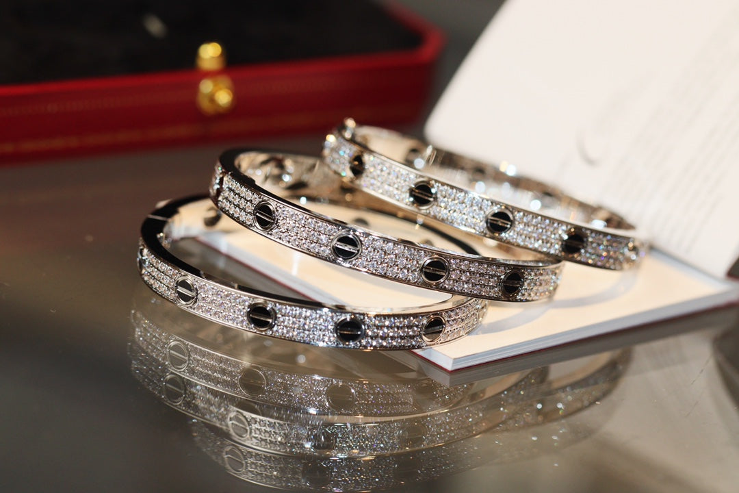 Roostick Diamond-paved Ceramic Love Bracelet