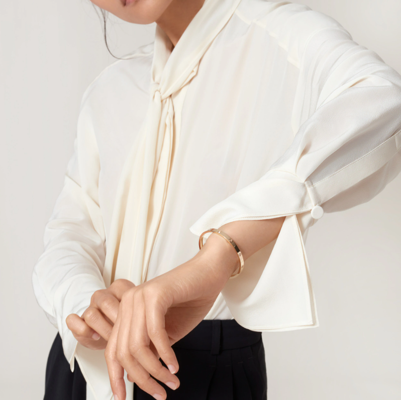 18K 10 Diamond Love Bracelet Timeless Luxury