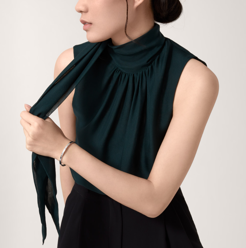 18K 10 Diamond Love Bracelet Timeless Luxury