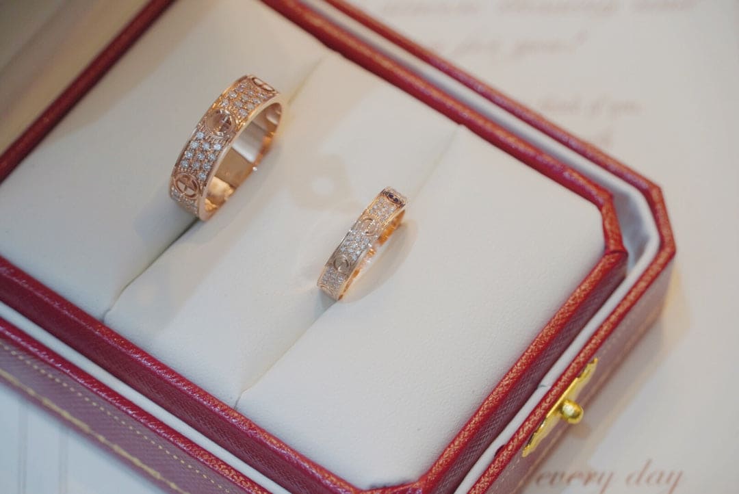 18K Love 6 Diamond Paved Ring