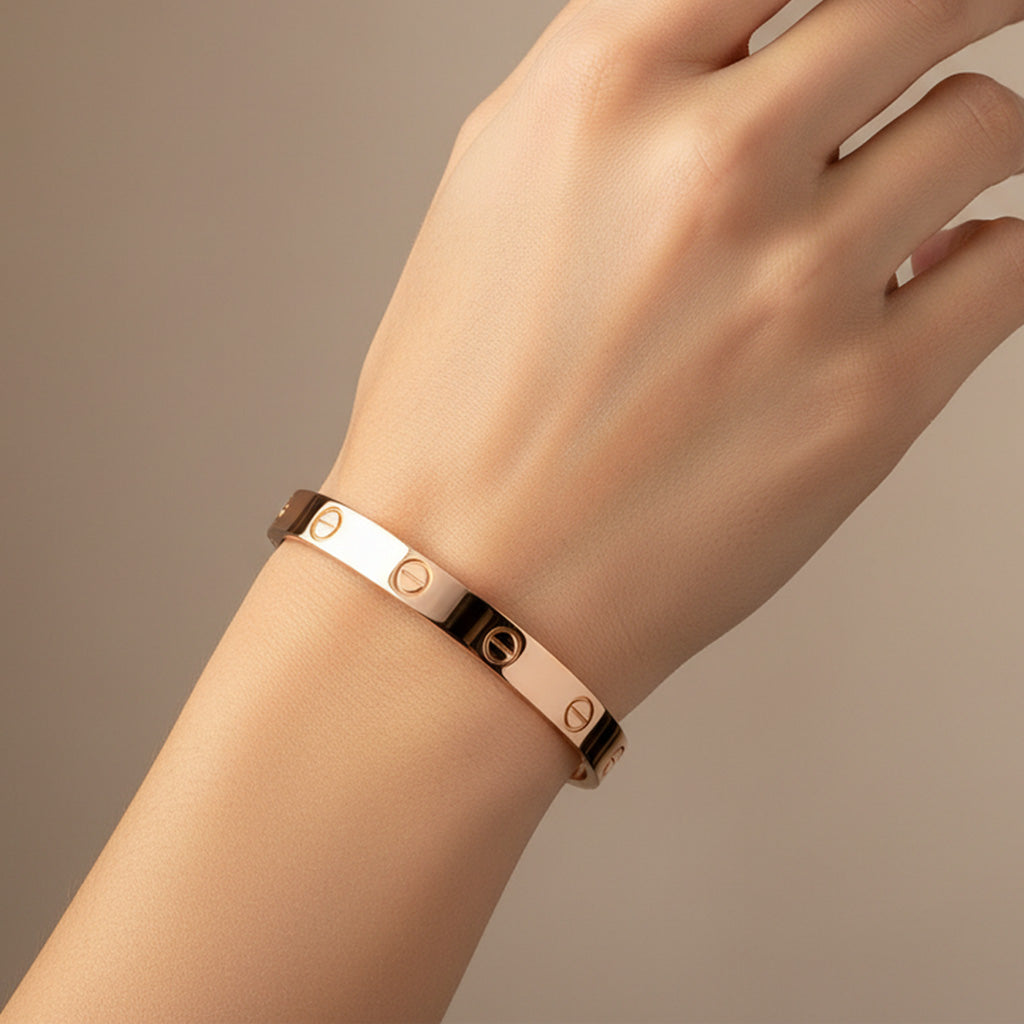 18K Love Bracelet Timeless Elegance