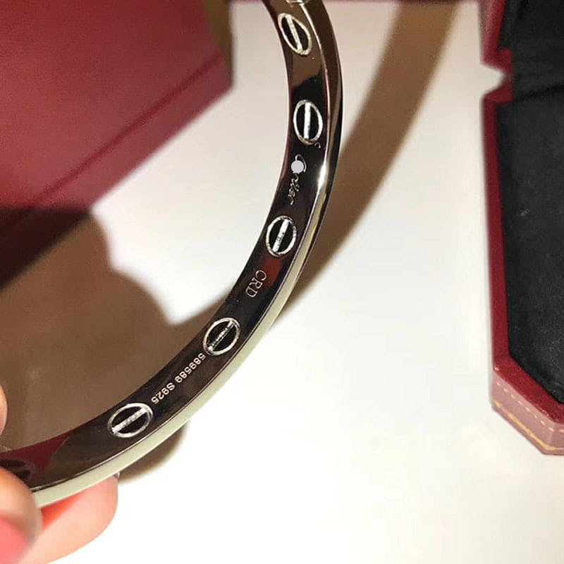 18K Love Diamond Paved Ceramic Bracelet